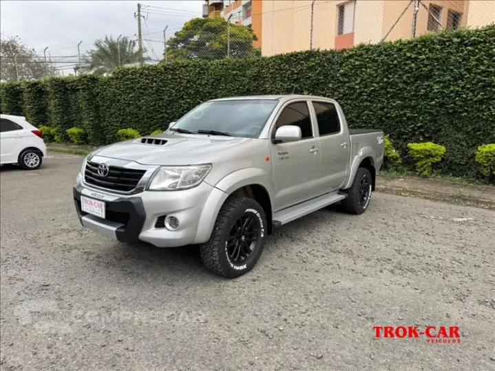 HILUX 3.0 STD 4X4 CD 16V Turbo Intercooler
