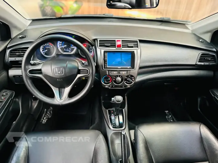 CITY 1.5 LX Sedan 16V