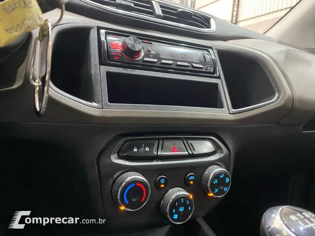 PRISMA - 1.0 MPFI LT 8V 4P MANUAL