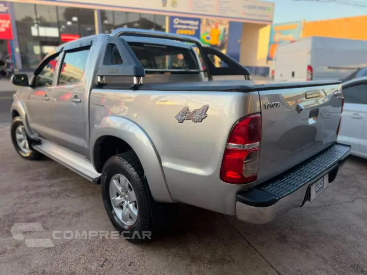 Hilux CD SRV 4x4 2.7 Flex 16V Aut.