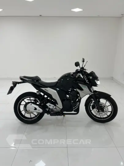 FZ25 - FAZER