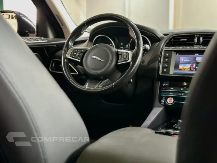 F-PACE 2.0 16V INGENIUM PRESTIGE AWD 4P AUTOMÁTICO