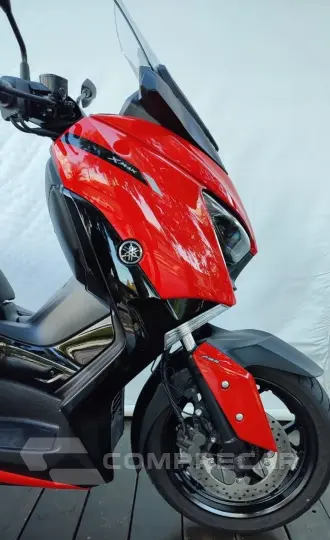 YAMAHA XMAX ABS