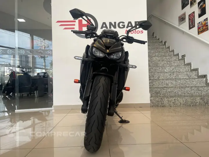 Z1000