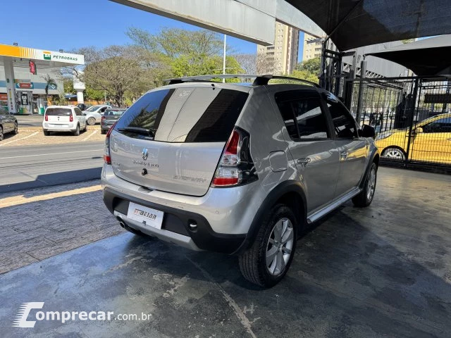 SANDERO - 1.6 STEPWAY 16V 4P MANUAL