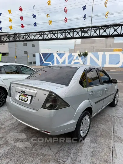FIESTA SEDAN 1.6