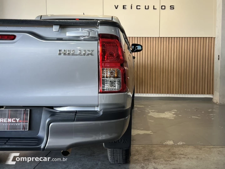 HILUX 2.8 D-4D TURBO DIESEL CS 4X4 MANUAL