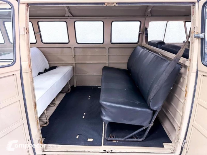 KOMBI