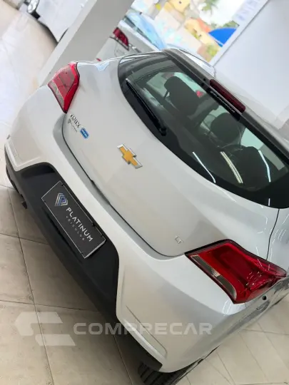 ONIX HATCH LT 1.0 8V FlexPower 5p Mec.