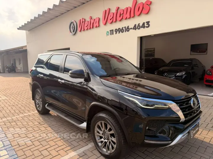 Hilux SW4 2.8 16V 4P SRX 4X4 7 LUGARES TURBO DIESEL AUTOMÁTI