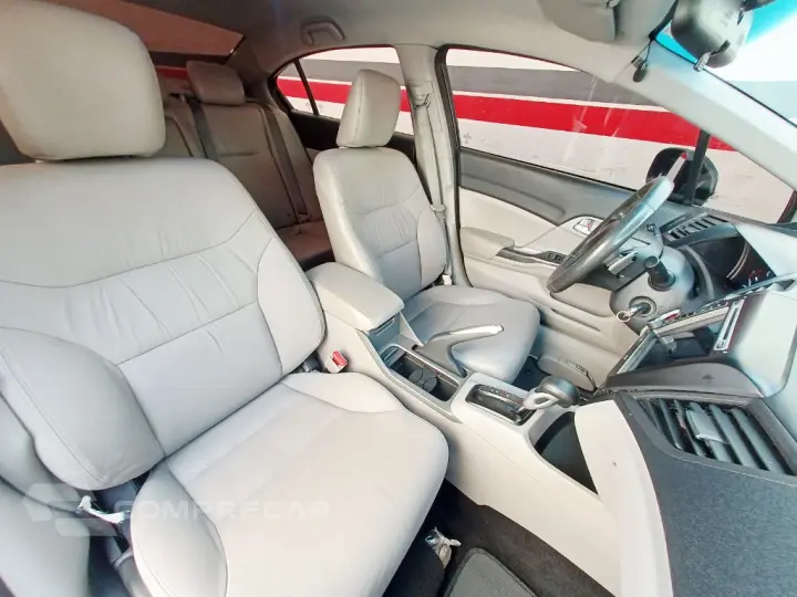 Civic Sedan LXR 2.0 Flexone 16V Aut. 4p