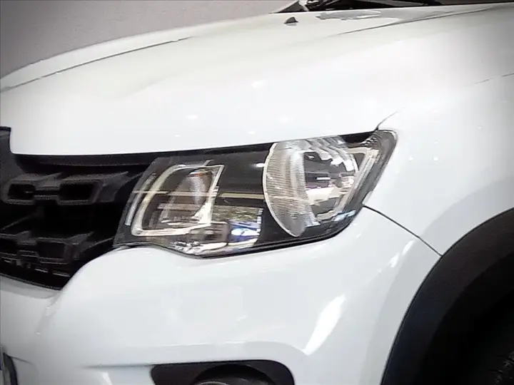 KWID 1.0 12V SCE FLEX ZEN MANUAL