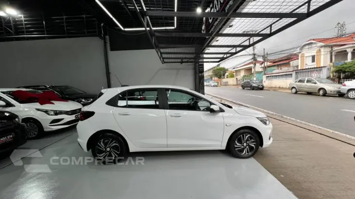 ONIX HATCH LT 1.0 12V Flex 5p Mec.