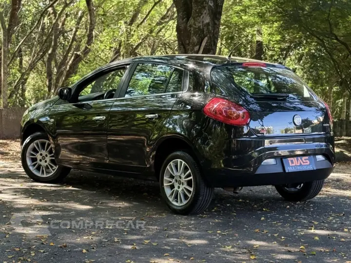 BRAVO 1.8 ESSENCE 16V FLEX 4P AUTOMÁTICO