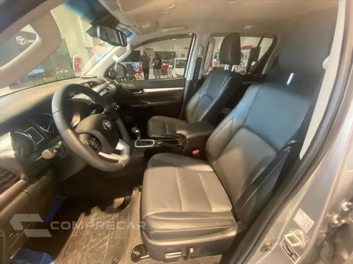 HILUX 2.8 D-4D TURBO DIESEL CD SRX 4X4 AUTOMÁTICO