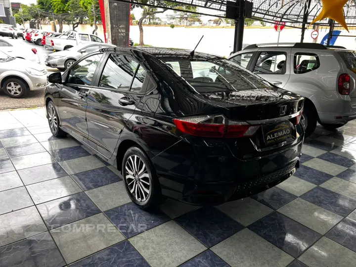 CITY 1.5 LX Sedan 16V