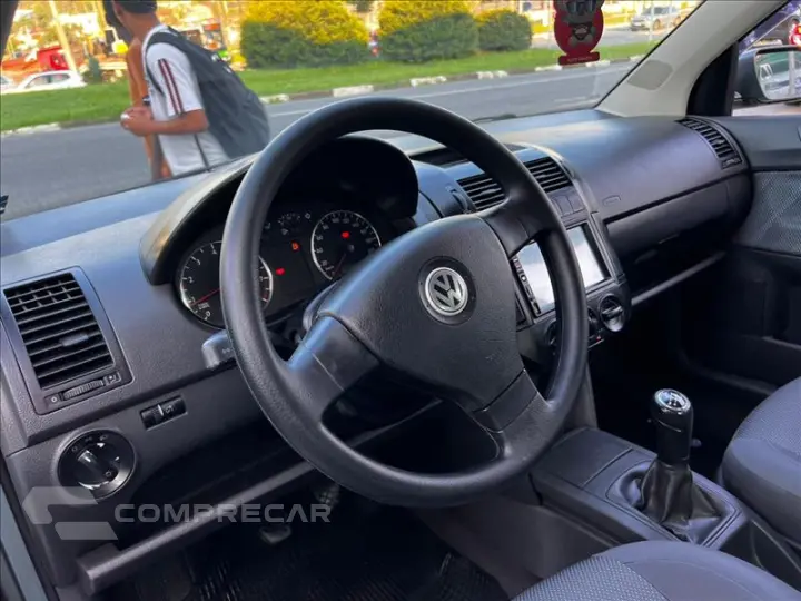 POLO SEDAN 1.6 MI 8V