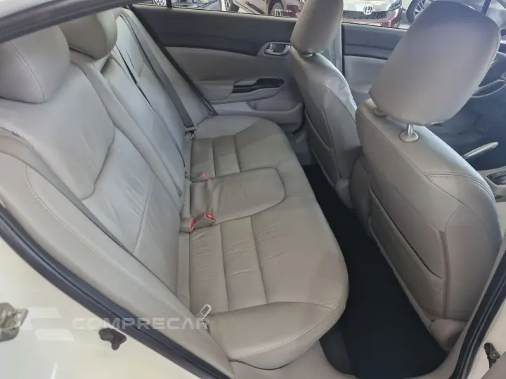 Civic 1.8 16V 4P LXS AUTOMÁTICO
