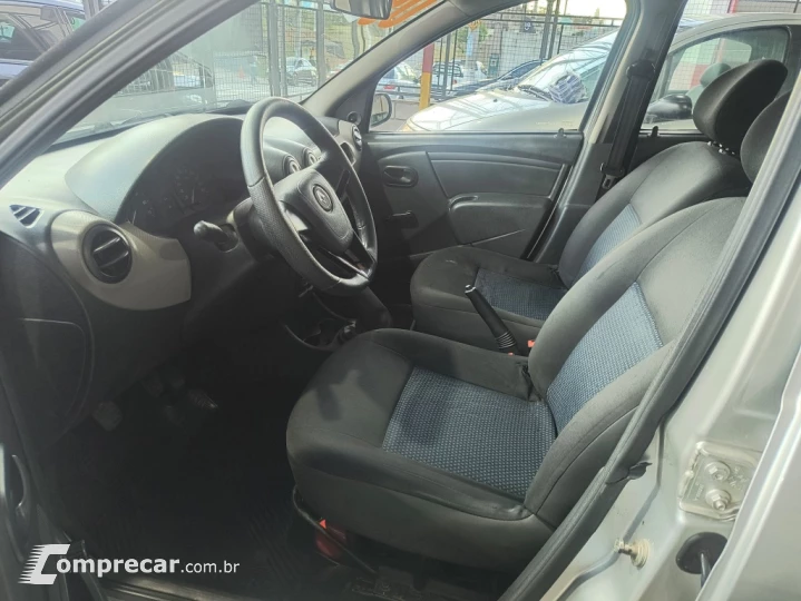 SANDERO 1.6 Authentique 8V