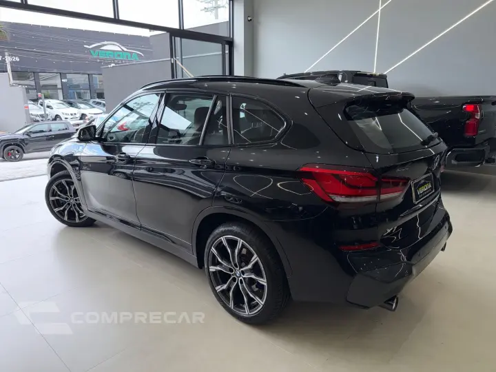 X1 Active flex M Sport