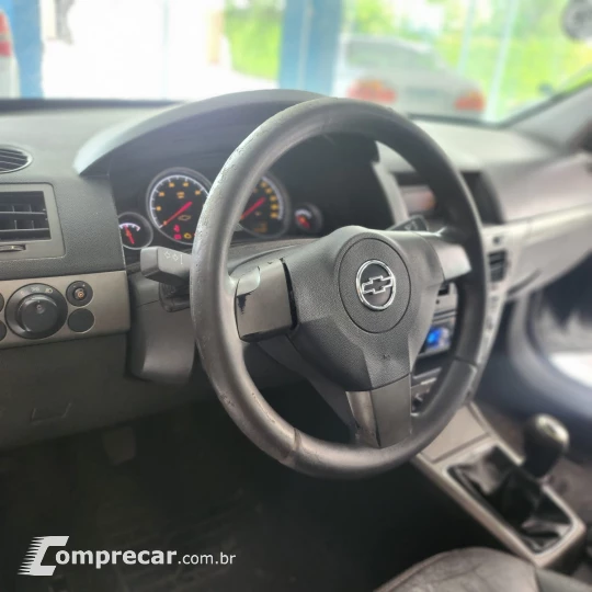 VECTRA 2.0 MPFI GT Hatch 8V