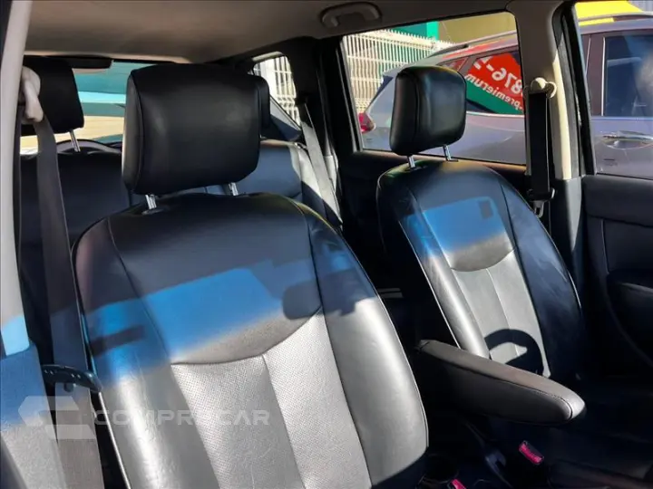 LIVINA 1.8 SL 16V