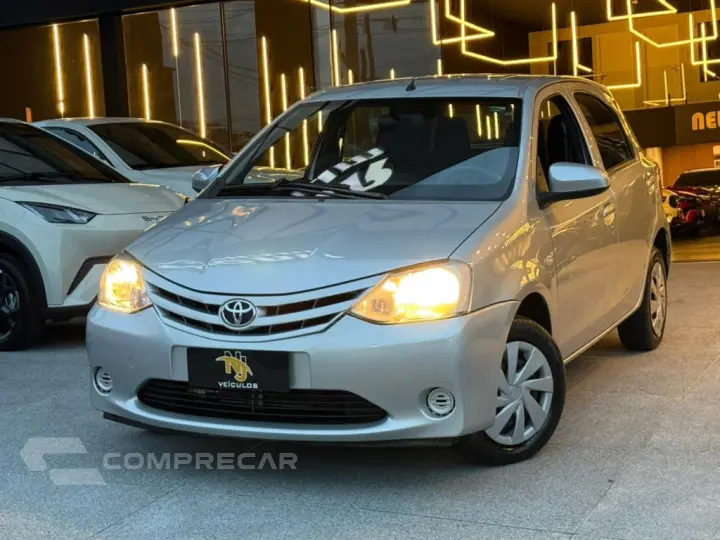 ETIOS 1.3 XS 16V FLEX 4P MANUAL