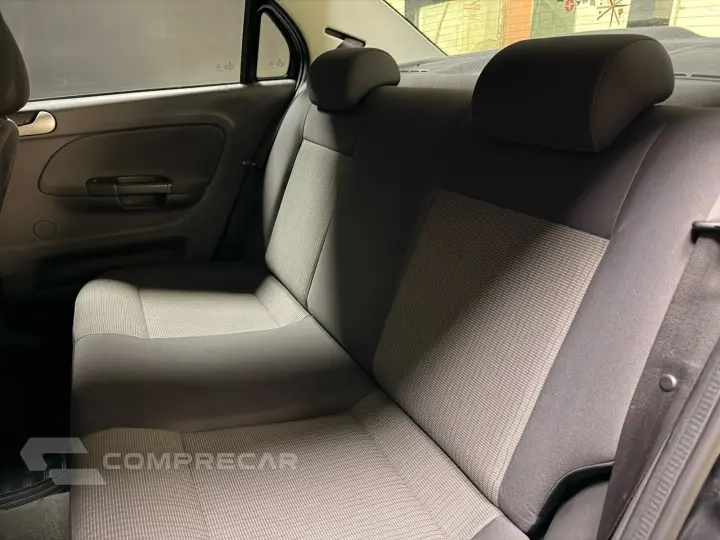 VOYAGE 1.6 MI CITY 8V FLEX 4P MANUAL