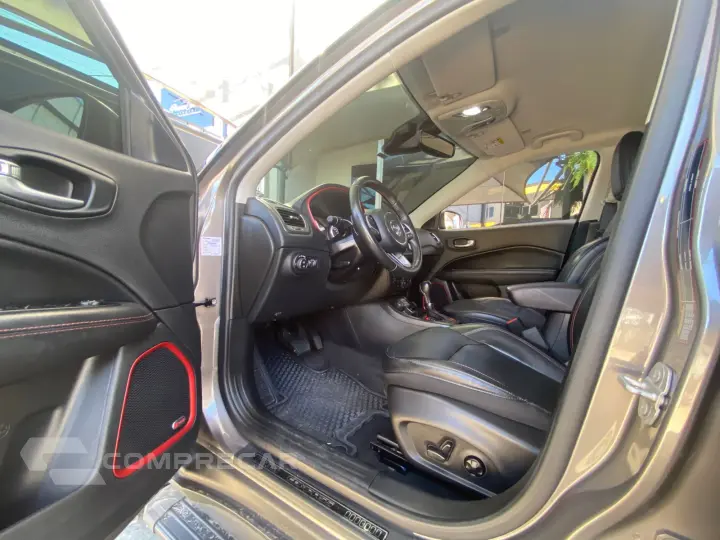 COMPASS 2.0 16V Trailhawk 4X4