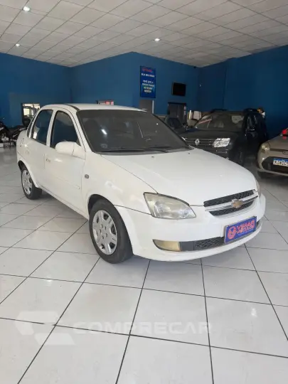 CLASSIC 1.0 MPFI Sedan 8V