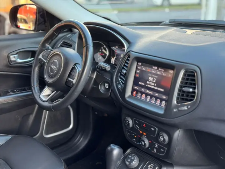 COMPASS 2.0 16V DIESEL LONGITUDE 4X4 AUTOMÁTICO