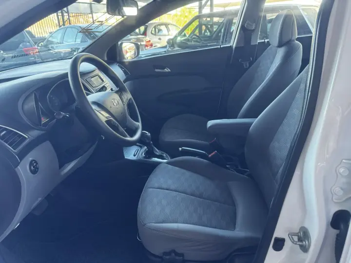 HB 20 Sedan 1.6 16V 4P FLEX COMFORT PLUS AUTOMÁTICO