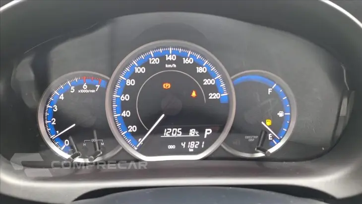 YARIS 1.5 16V FLEX SEDAN XL LIVE MULTIDRIVE