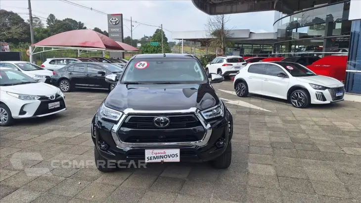 HILUX 2.8 D-4D TURBO DIESEL CD SRX PLUS 4X4 AUTOM