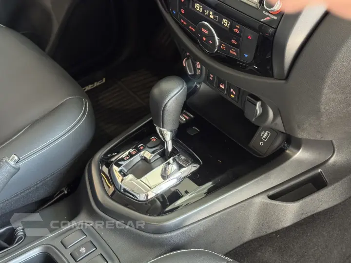 Frontier 2.3 16V PRO4X CABINE DUPLA 4X4 BI-TURBO DIESEL AUTO