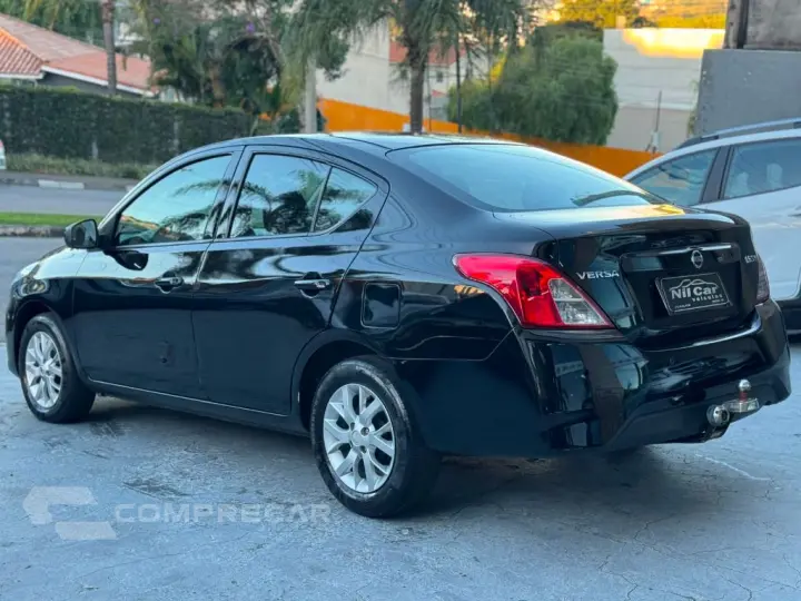 VERSA SV 1.6 16V FlexStart 4p Mec.