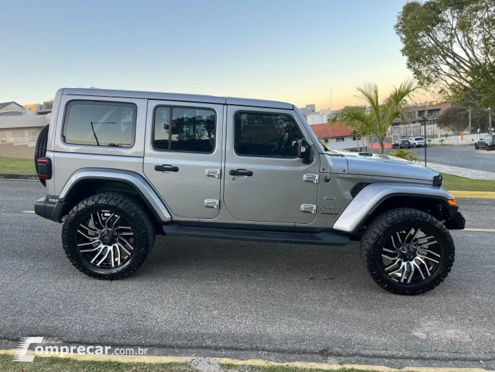 WRANGLER 2.0 TURBO GASOLINA UNLIMITED OVERLAND 4P 4X4 AT8