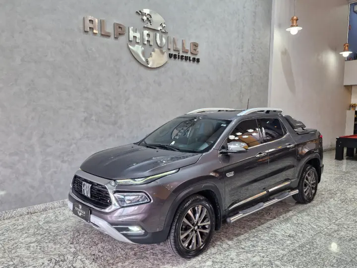 TORO 2.0 16V Turbo Ranch 4WD AT9