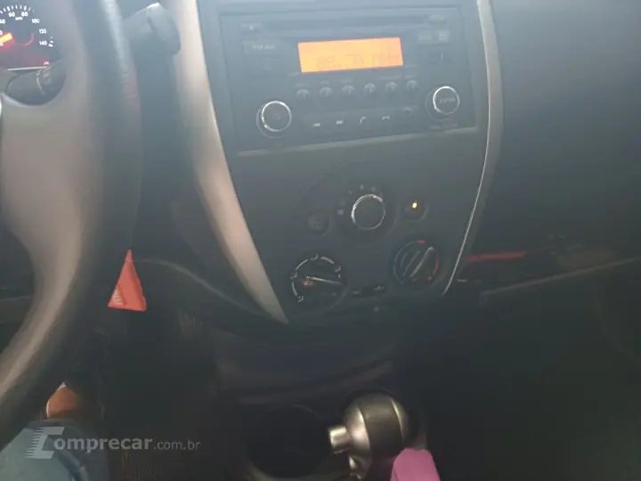 Versa Sedan 1.6 16V 4P SV FLEX XTRONIC AUTOMÁTICO CVT