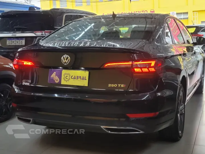 JETTA R-Line 250 TSI 1.4 Flex 16V Aut.