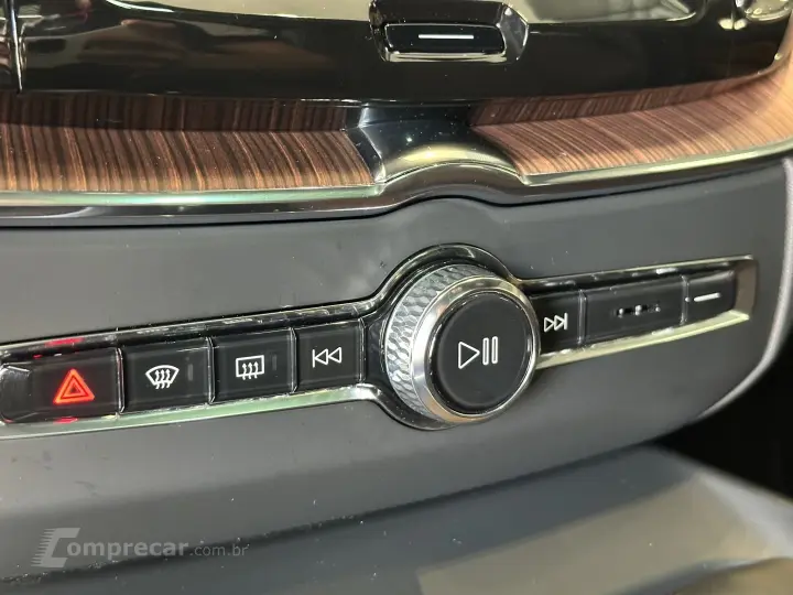 XC60 2.0 T8 RECHARGE PLUS AWD GEARTRONIC