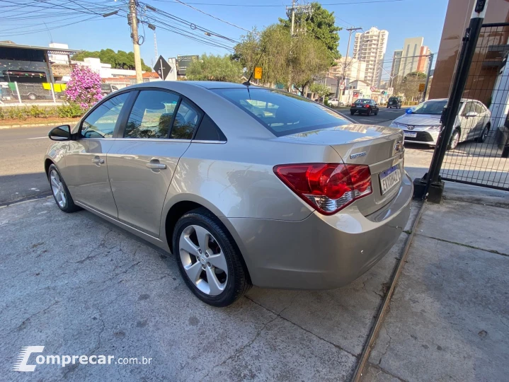 CRUZE 1.8 LT 16V