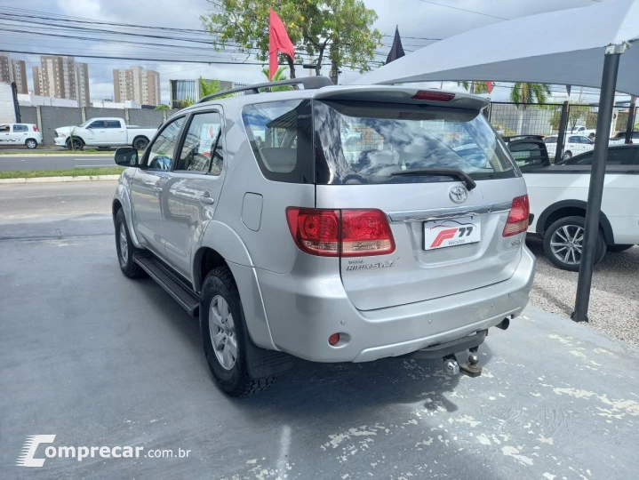 Hilux SW4 3.0 16V 4P SRV 4X4 TURBO DIESEL AUTOMÁTICO