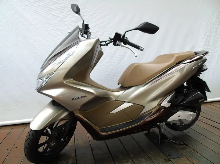 HONDA PCX 150 DLX