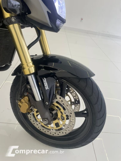 CB 600F - HORNET
