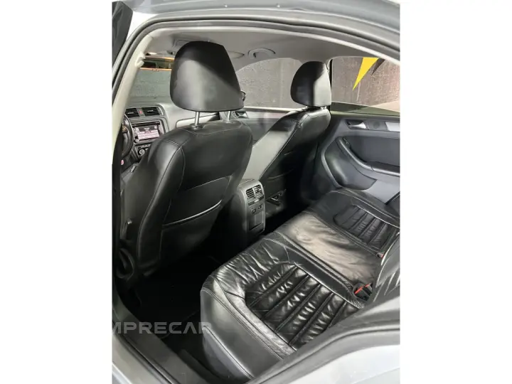 JETTA 2.0 TSI HIGHLINE 200CV GASOLINA 4P TIPTRONIC