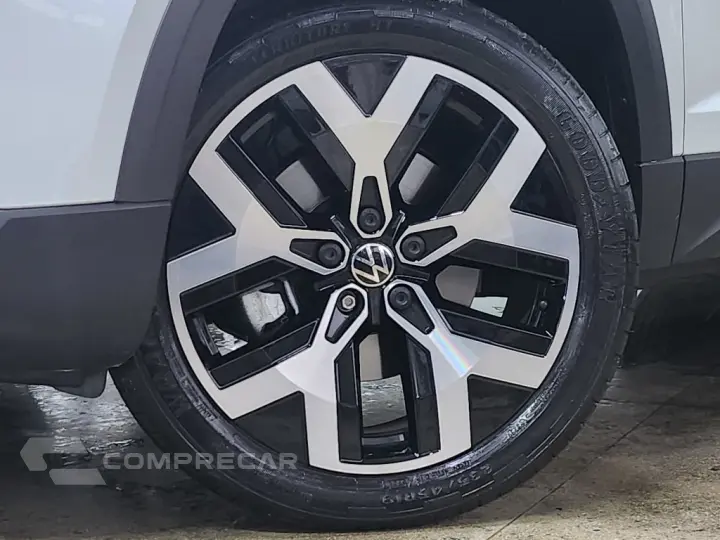 TAOS 1.4  250 TSI TOTAL FLEX HIGHLINE AUTOMÁTICO