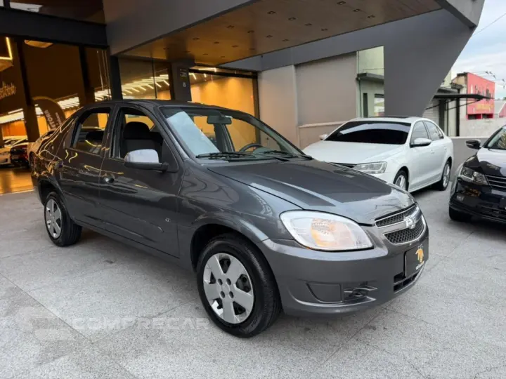 PRISMA 1.4 MPFI LT 8V FLEX 4P MANUAL