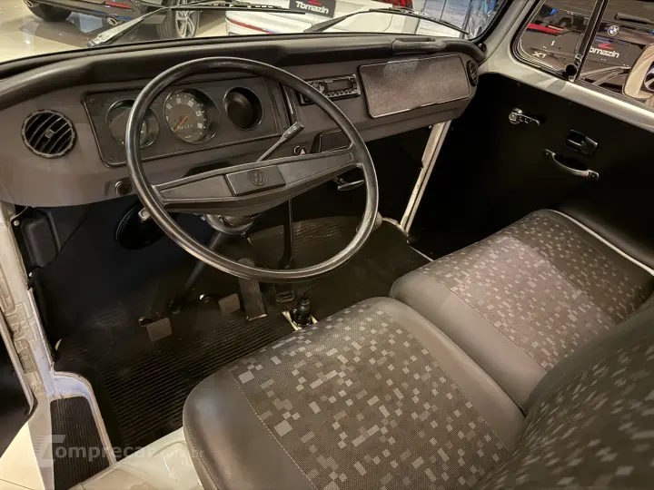 KOMBI 1.6 MI Pick-up CS 8V