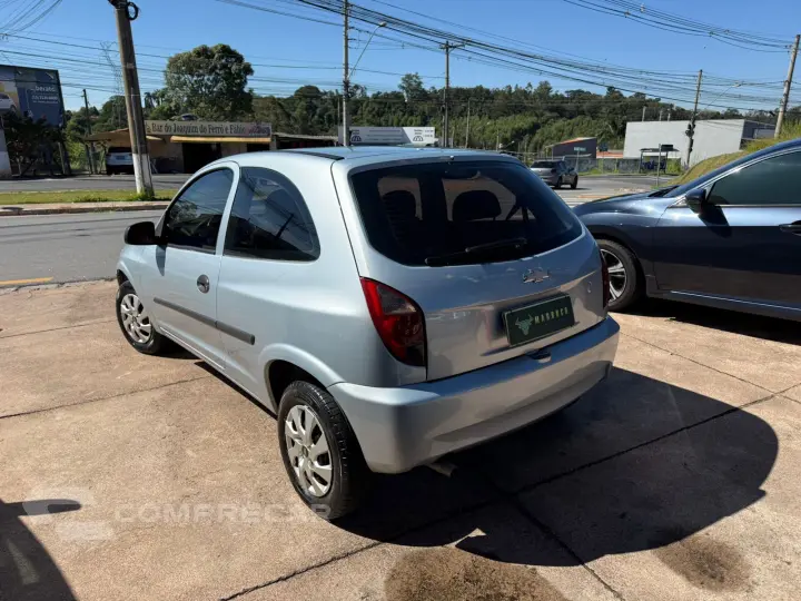 CELTA 1.0 MPFI Life 8V